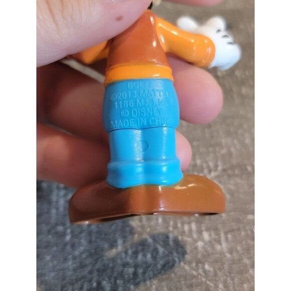 Disney mattel 2013 goofy happy toy figure - Picture 4 of 4